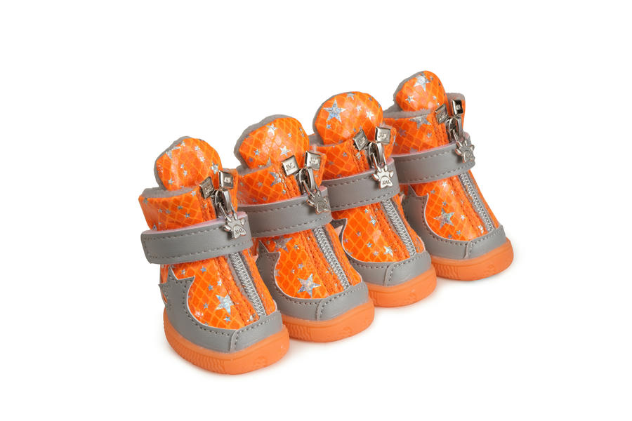 dog winter boots that stay on